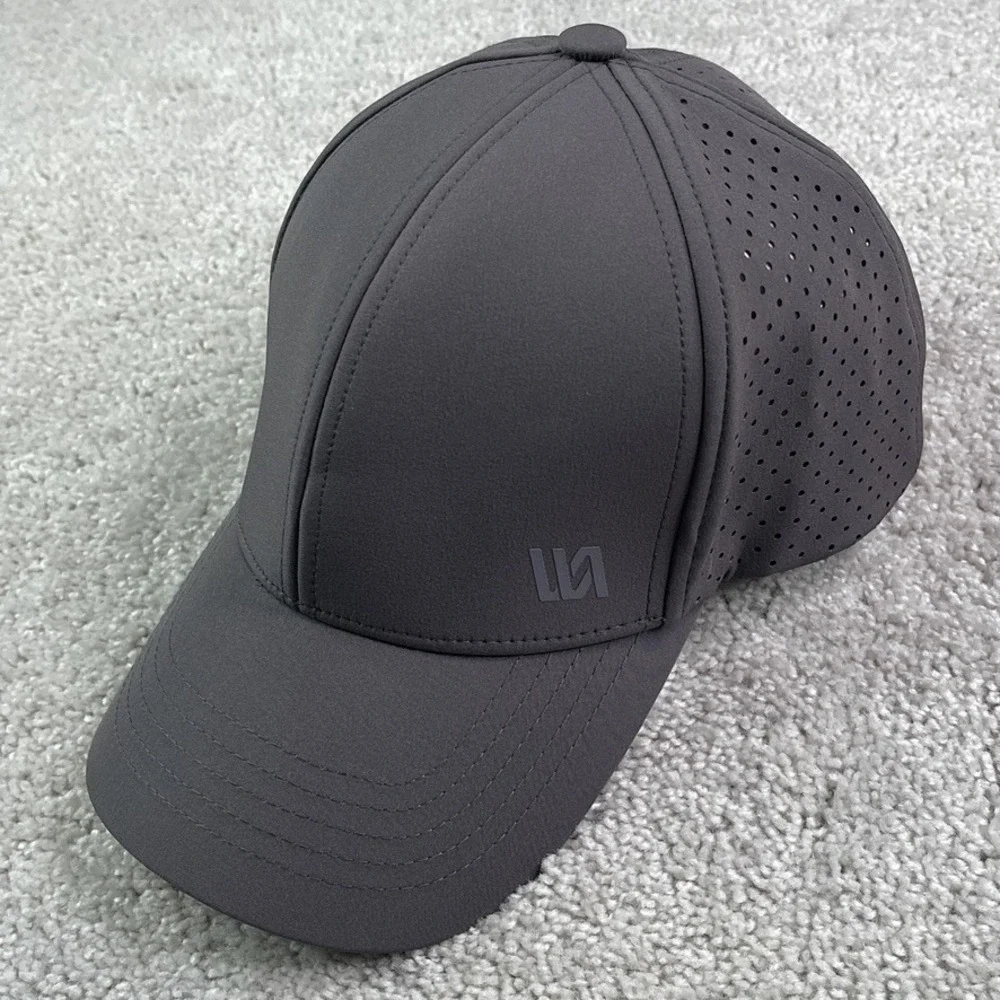 VRST Hat Mens Gray Snapback Perforated Performance Ultimate Golf Cap Adjustable